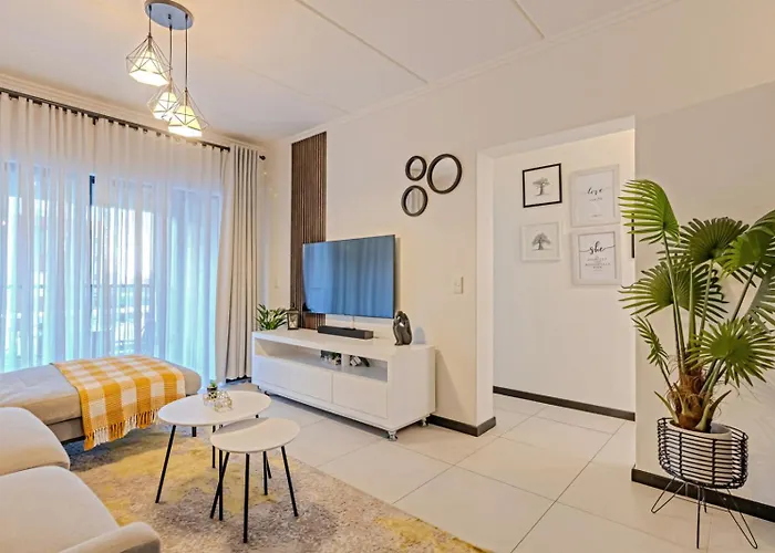 Bloom Modern Apartment